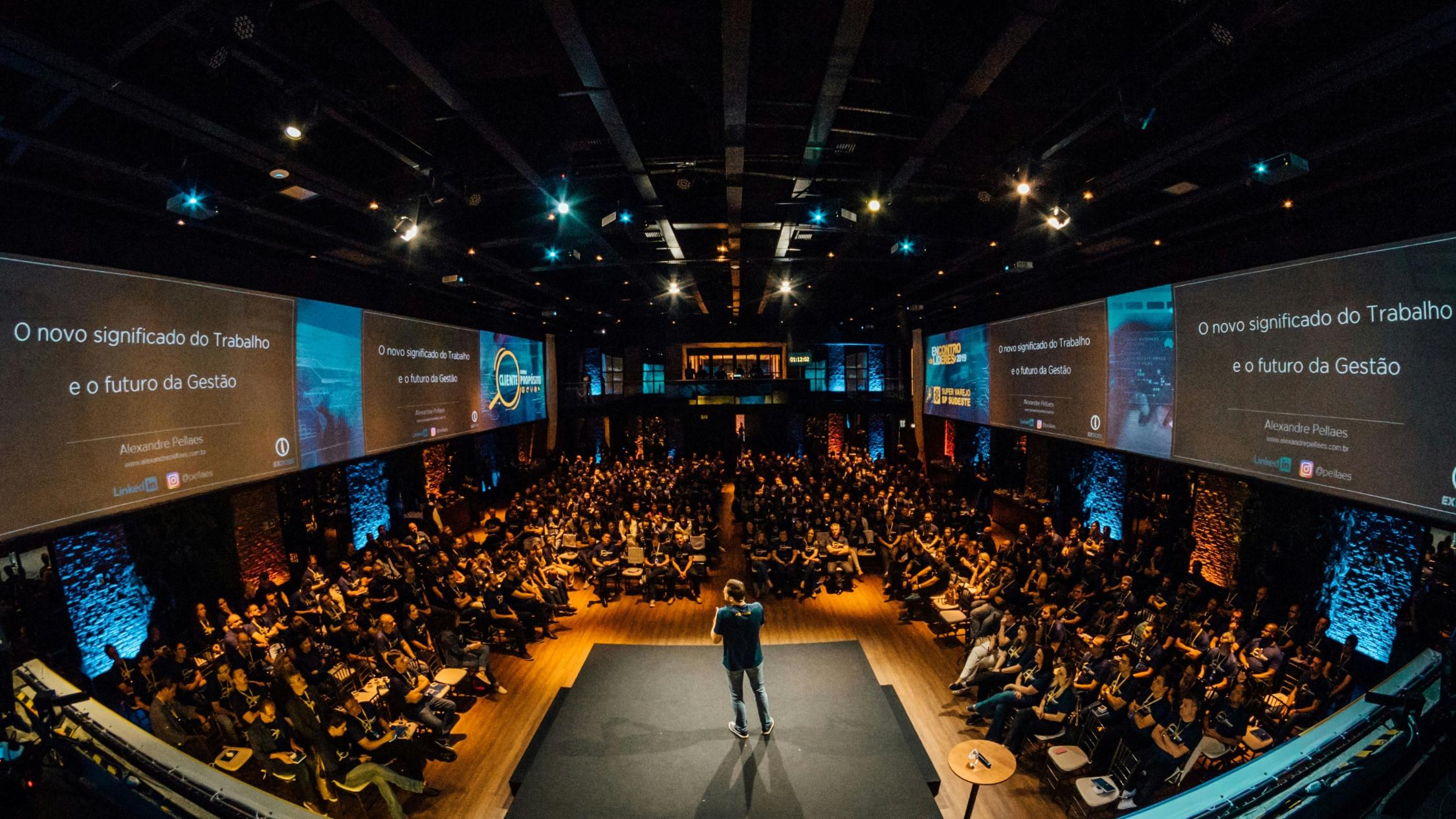 alexandre-pellaes-6vAjp0pscX0-unsplash